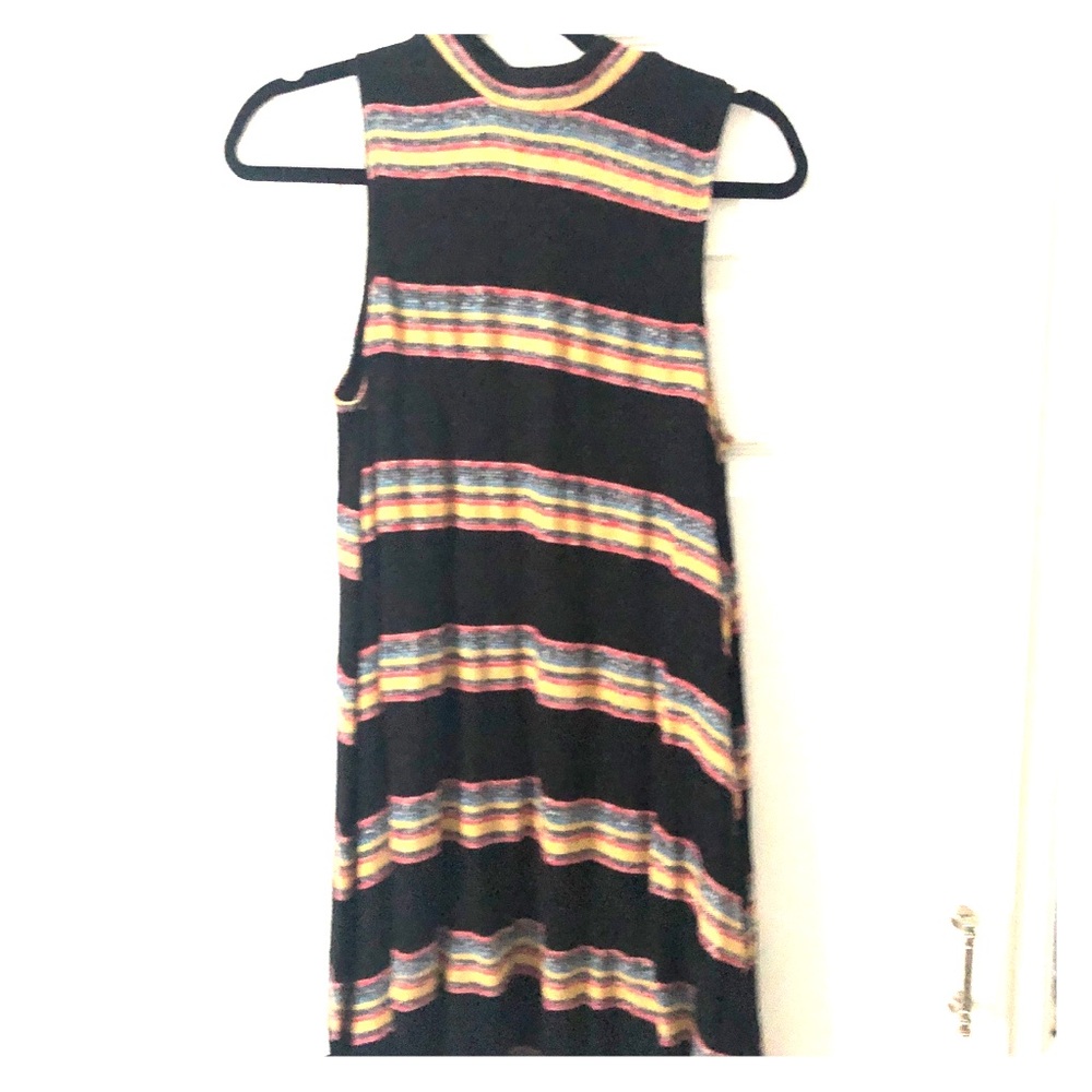 Sleeveless knit dress